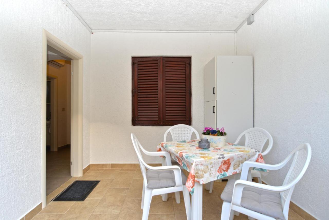 Apartments Orange 167 Novigrad Istria 외부 사진