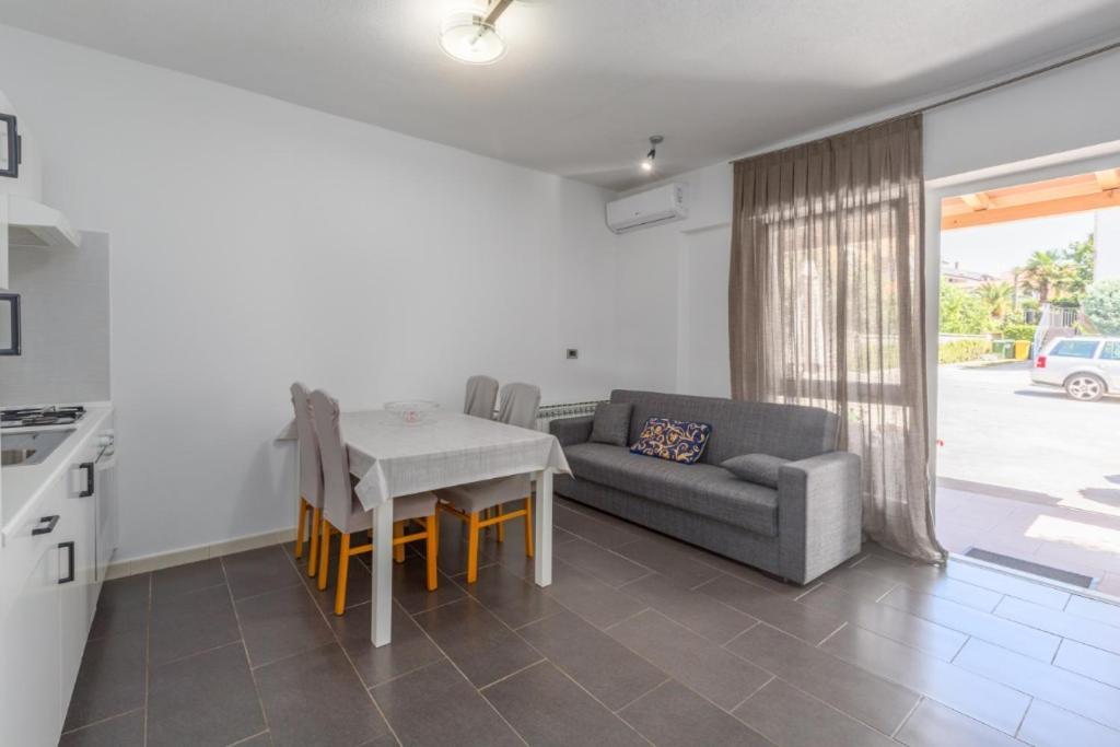 Apartments Orange 167 Novigrad Istria 외부 사진