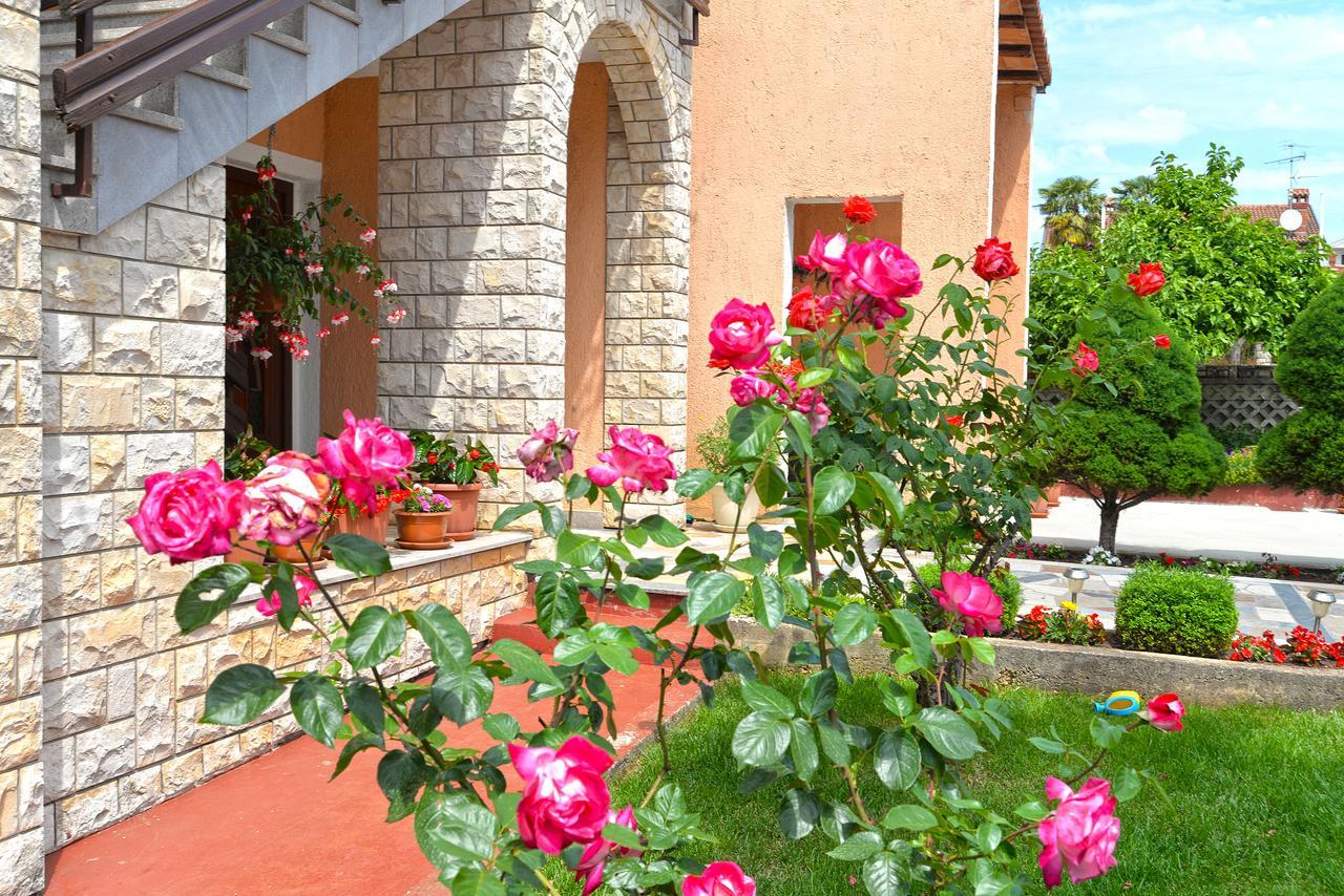 Apartments Orange 167 Novigrad Istria 외부 사진